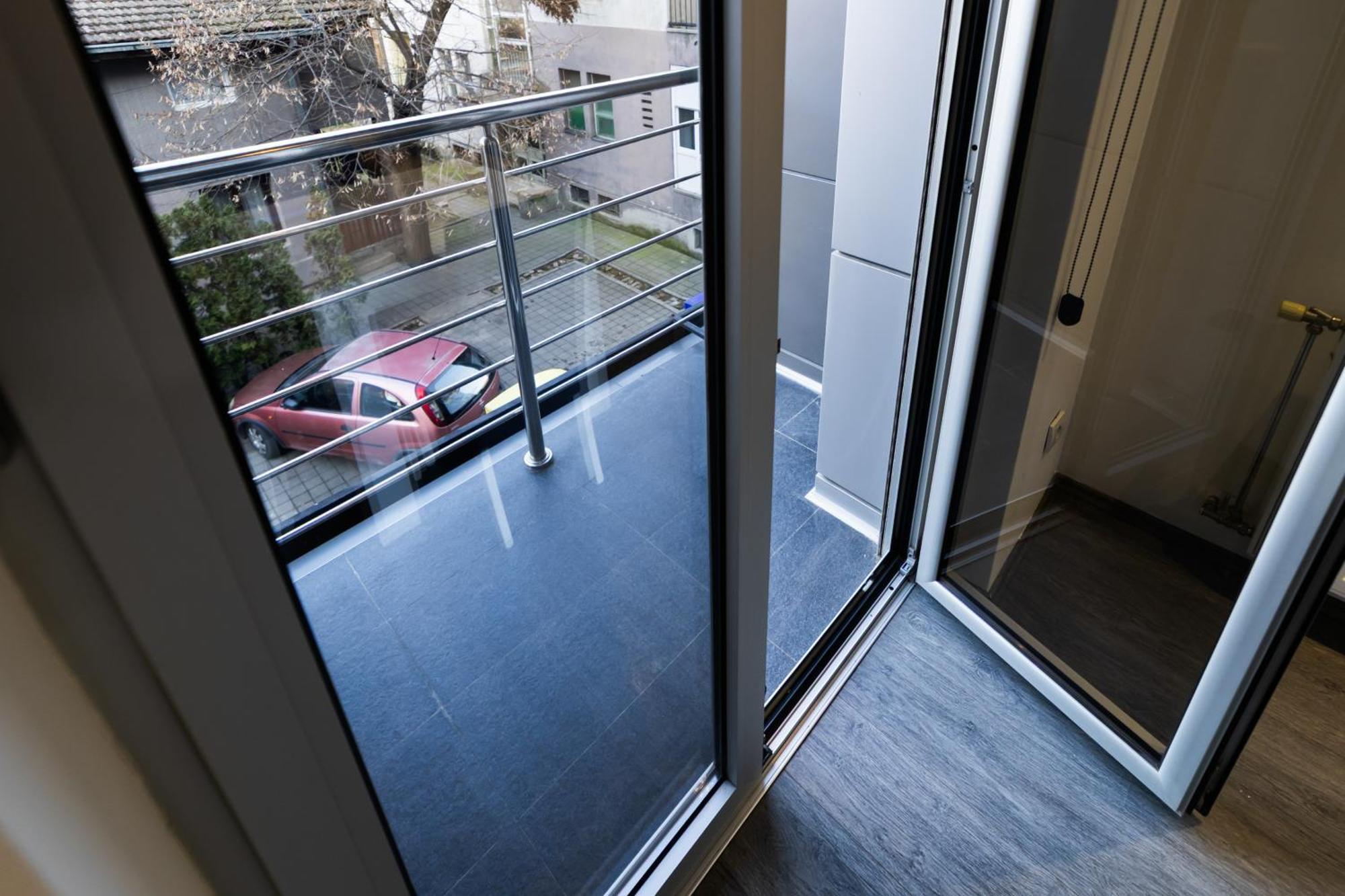 Ring Inn Apartments Obrenovac  Стая снимка